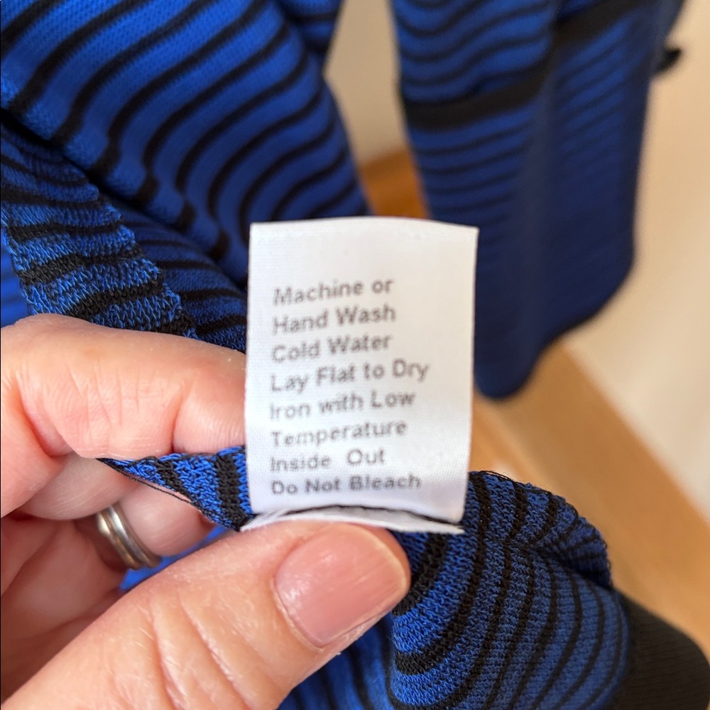 Ming Wang Knit Collared Jacket Easy Care Blue Black Stripe Small NWT - Picture 6 of 6